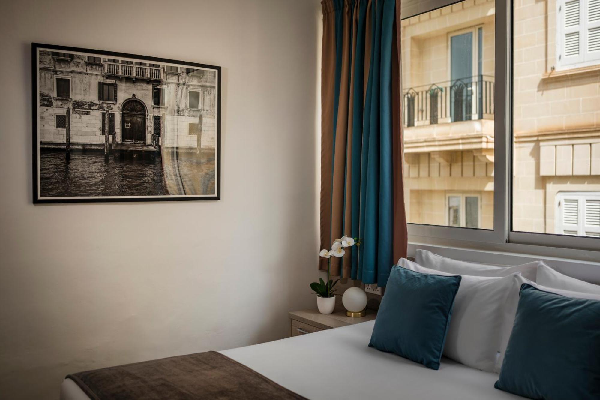The Howard Hotel